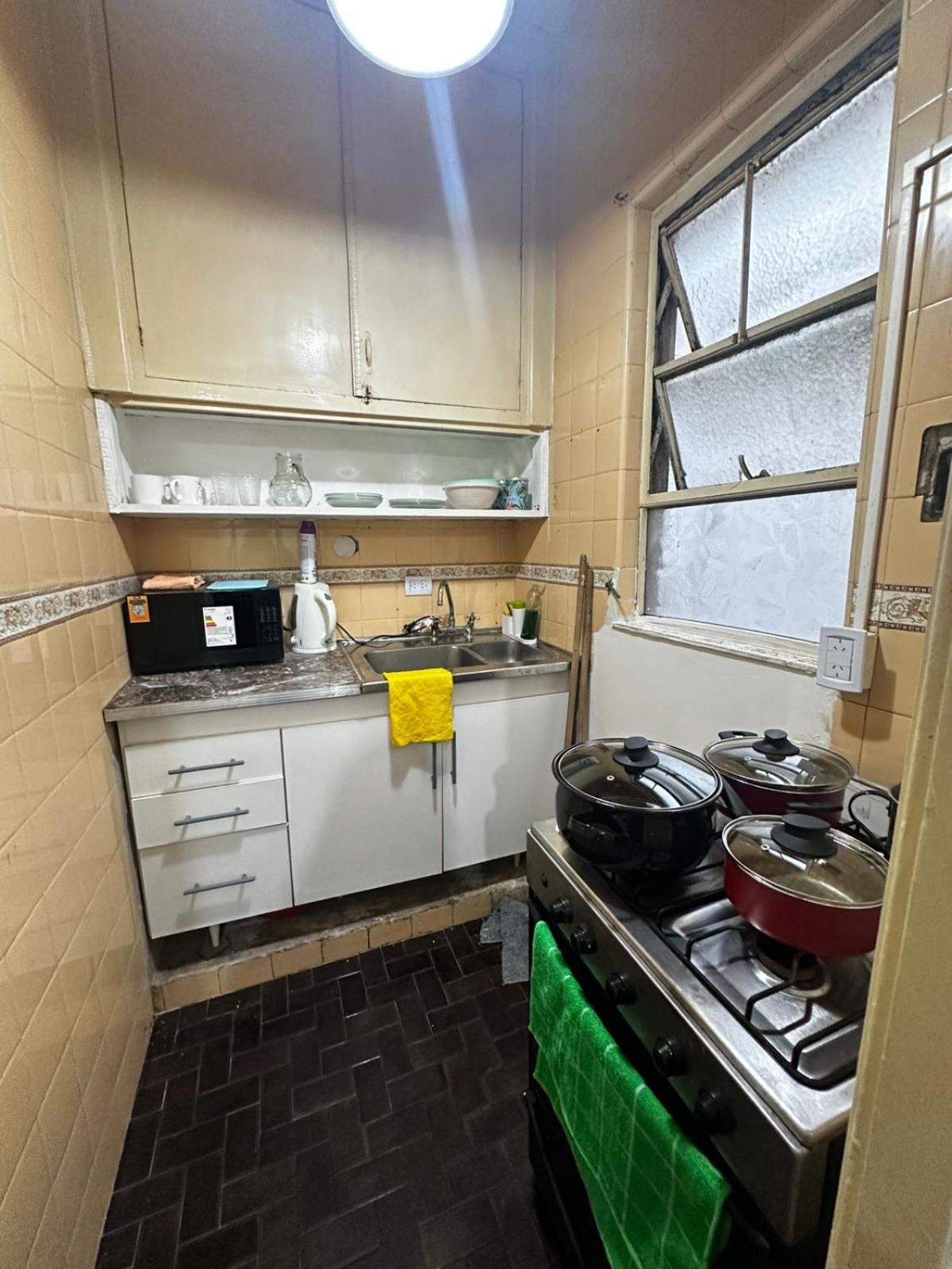 Apartamento Departamento 2 Ambientes Con Amplia Sala En El Centro *