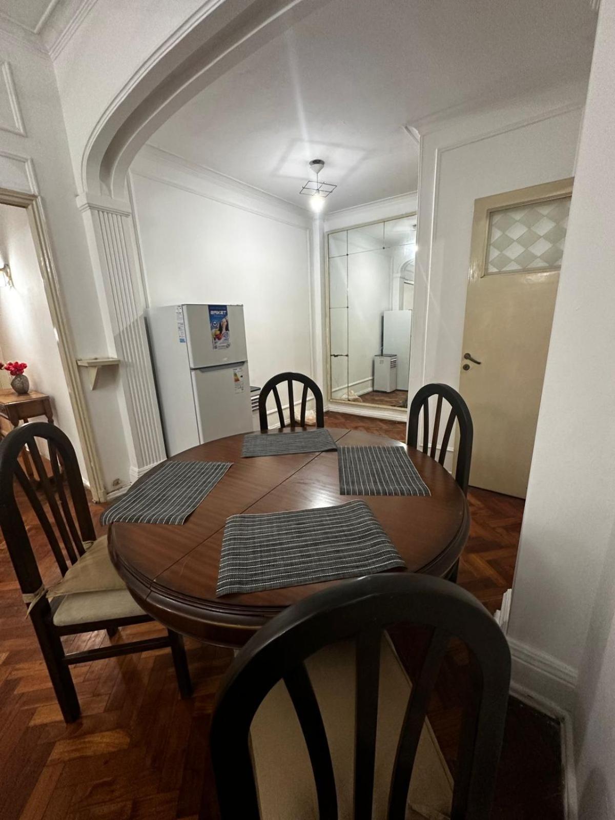 Departamento 2 Ambientes Con Amplia Sala En El Centro Buenos Aires